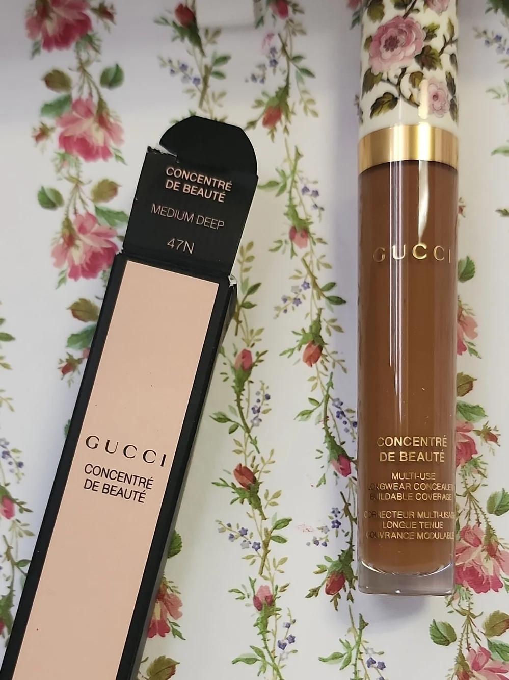 Gucci Makeup Concealer Concentré de Beauté — Medium Deep Brown with Floral Cap